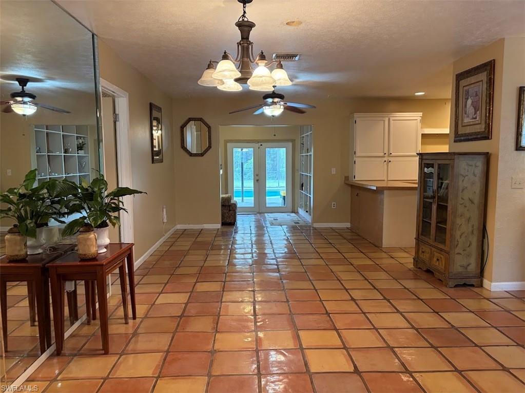 5075 Teak Wood Dr Property Photo 8