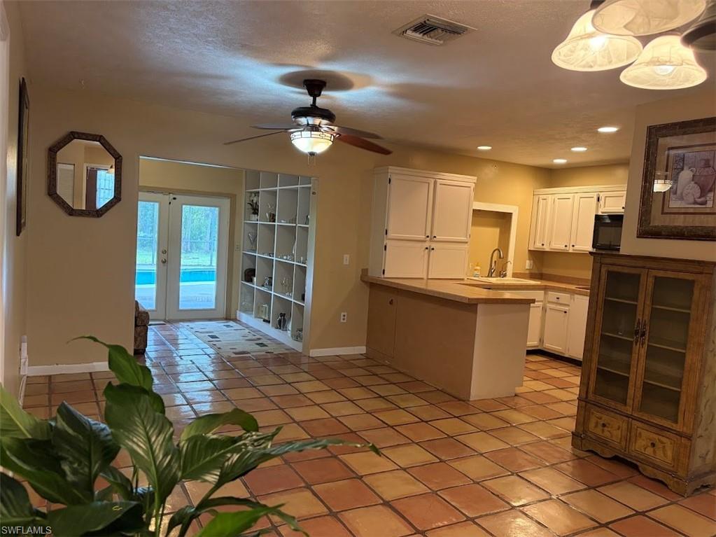 5075 Teak Wood Dr Property Photo 12