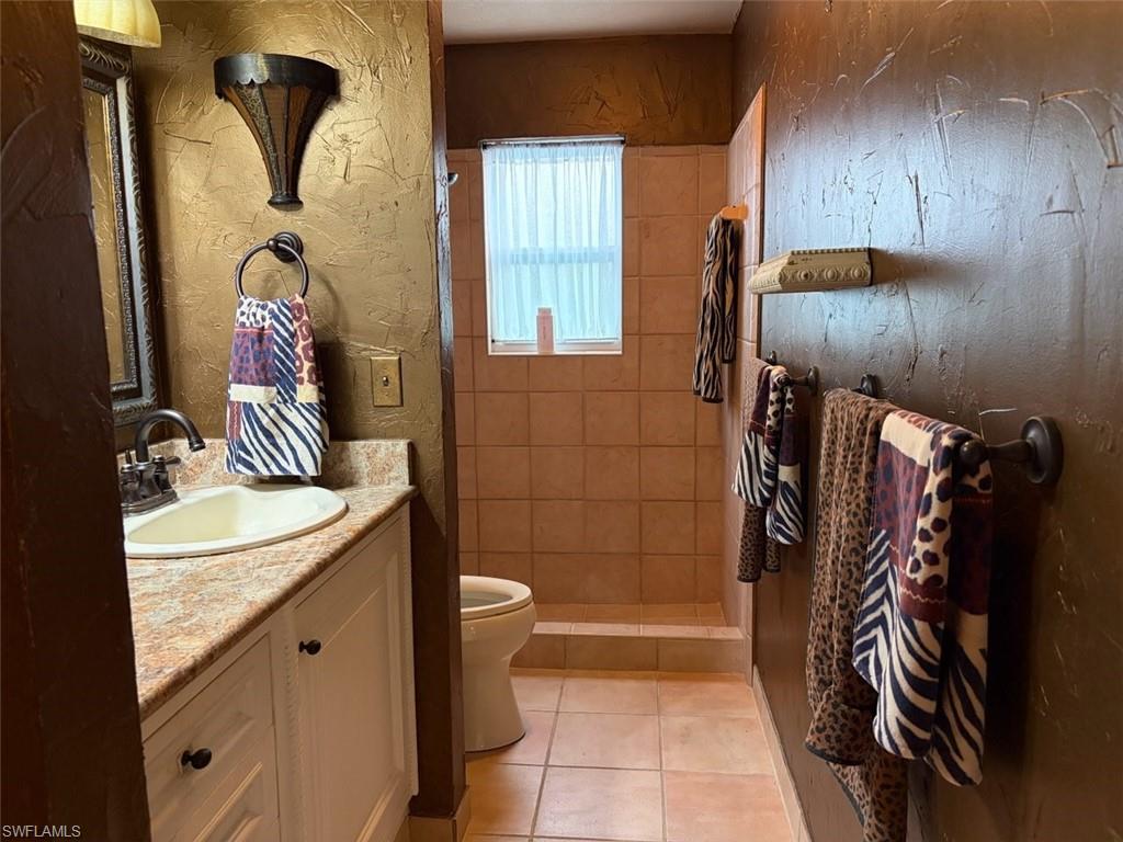 5075 Teak Wood Dr Property Photo 14