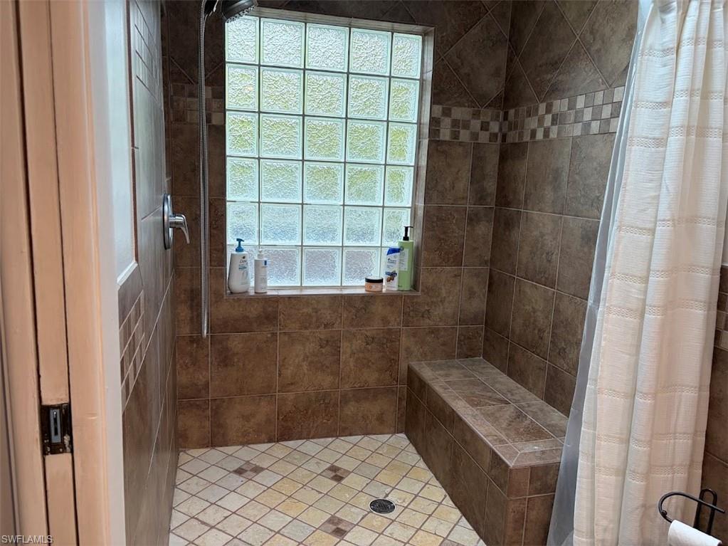5075 Teak Wood Dr Property Photo 16