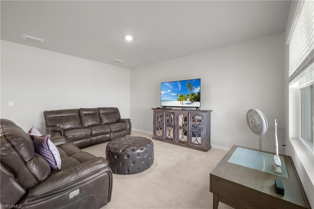 2621 Table Coral Trl Property Photo 12