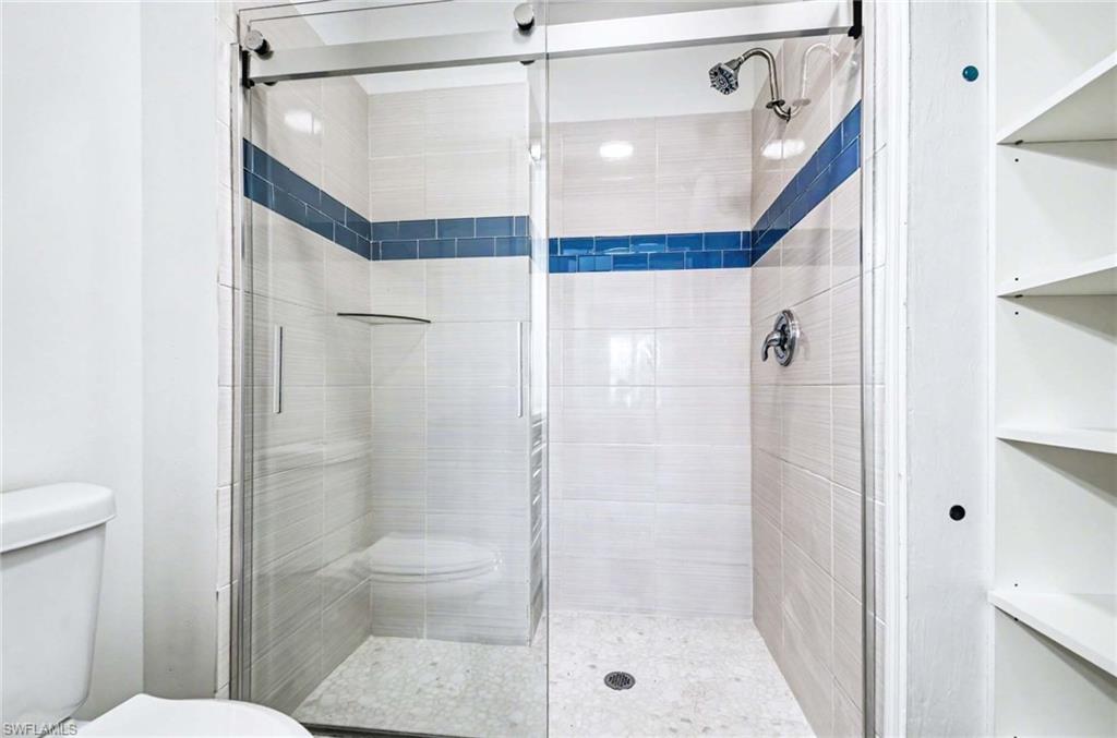 5701 Heron Ln 705 Property Photo 11