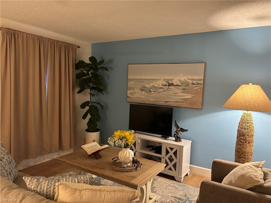 17452 Woodland Trce A Property Photo 3