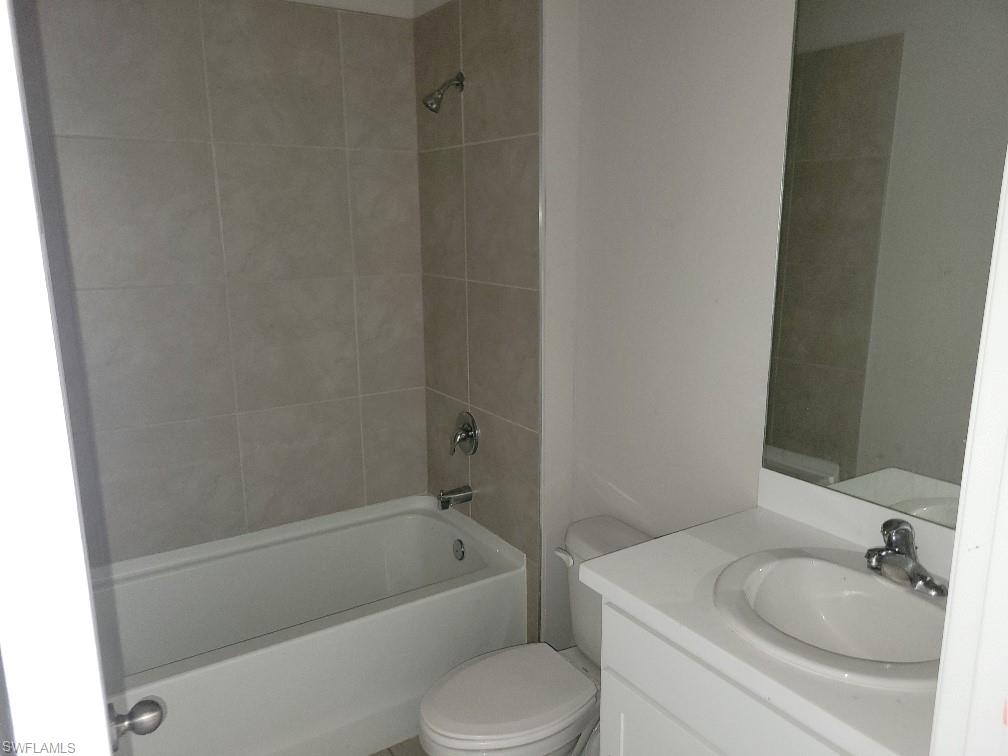 334 Kismet Pkwy E Property Photo 6