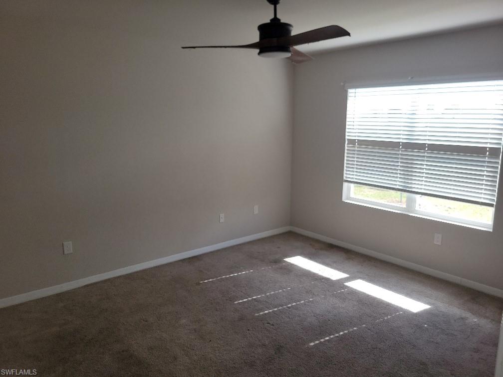 334 Kismet Pkwy E Property Photo 8