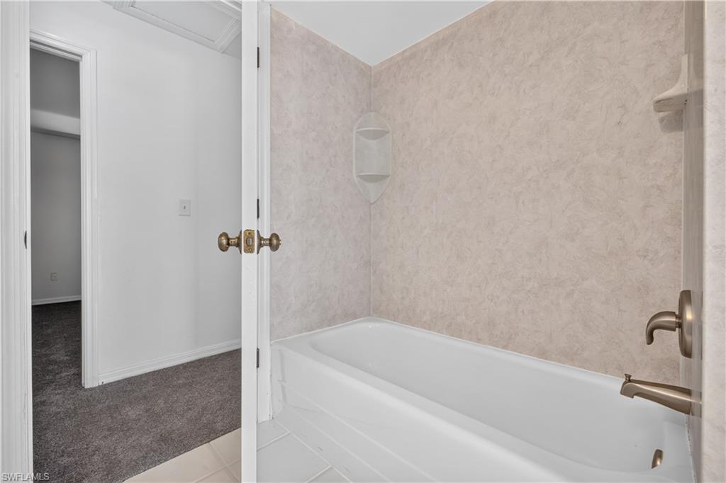 2601 Sw 37th Ter Property Photo 22