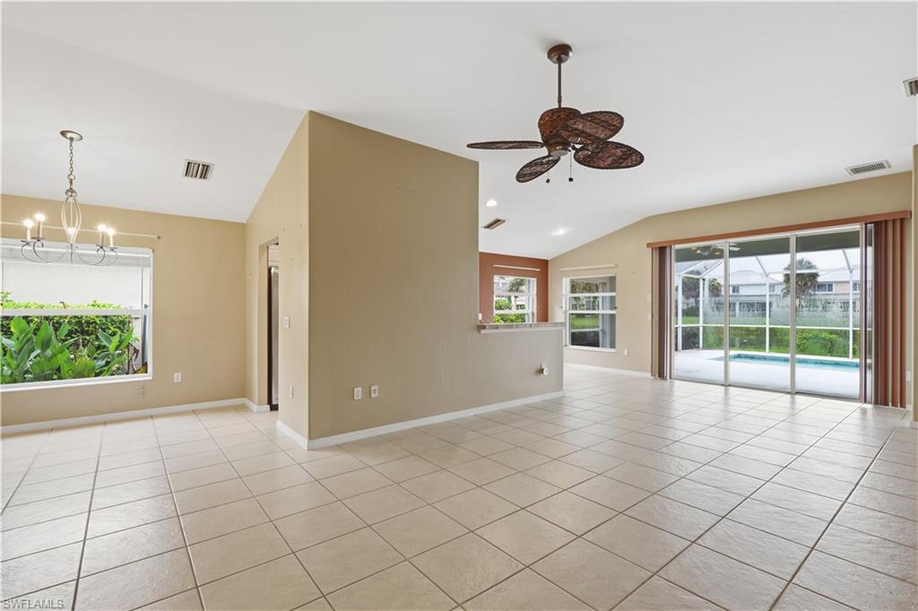 2447 Woodbourne Pl Property Photo 6
