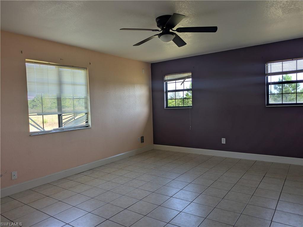 925 Foxdale Ave Property Photo 4