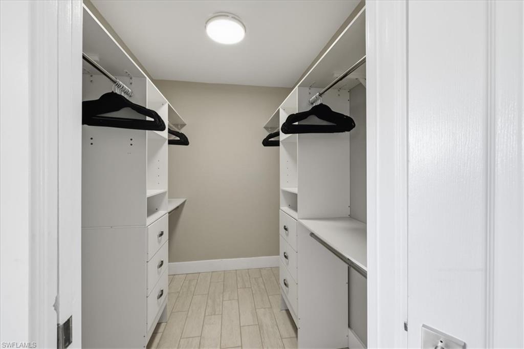 5748 Linden Ln Property Photo 27