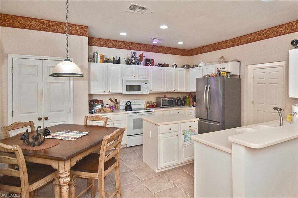 9161 Pittsburgh Blvd Property Photo 3