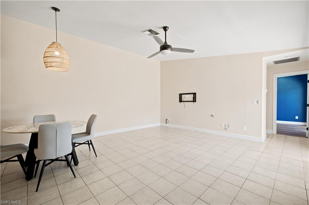 5638 Foxlake Dr Property Photo 8