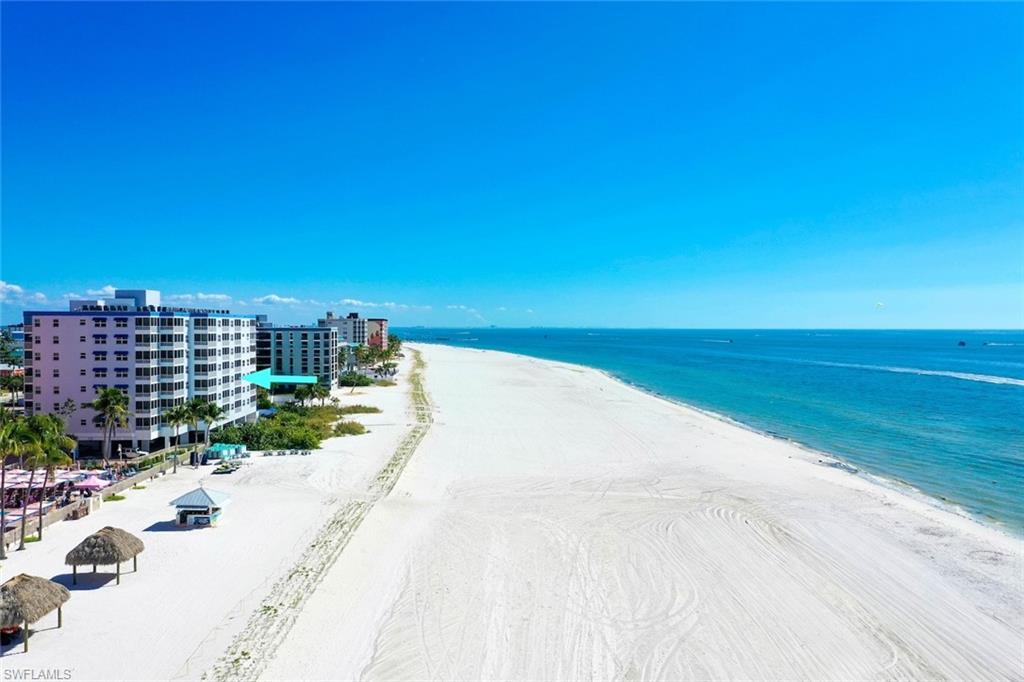 250 Estero Blvd 302 Property Photo 4
