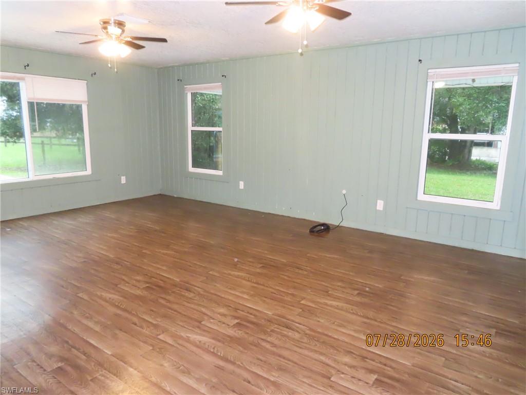 1701 Se Walston Ave Property Photo 4