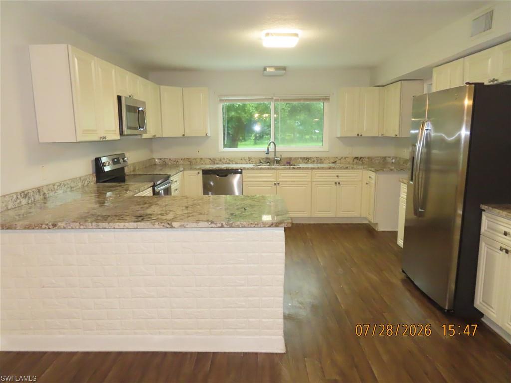1701 Se Walston Ave Property Photo 8