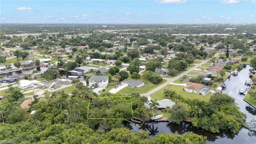 315 Shore Dr Property Photo 10
