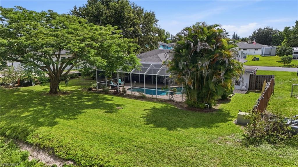 1529 Crestwood Cir W Property Photo 28