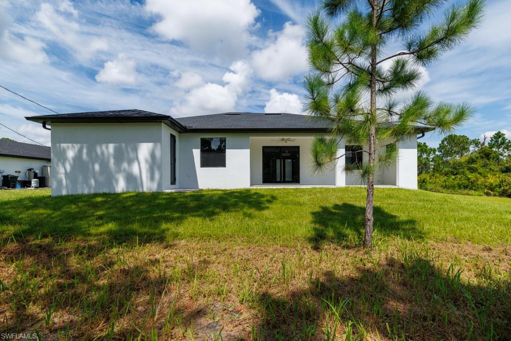 1752 Pine Ave Property Photo 13