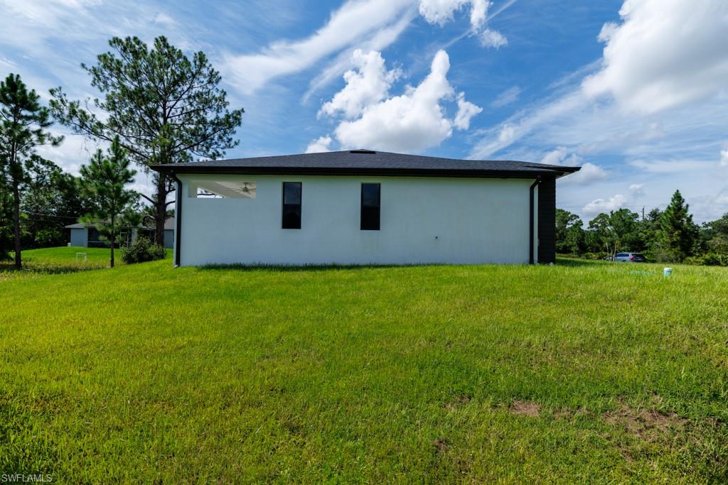 1752 Pine Ave Property Photo 18