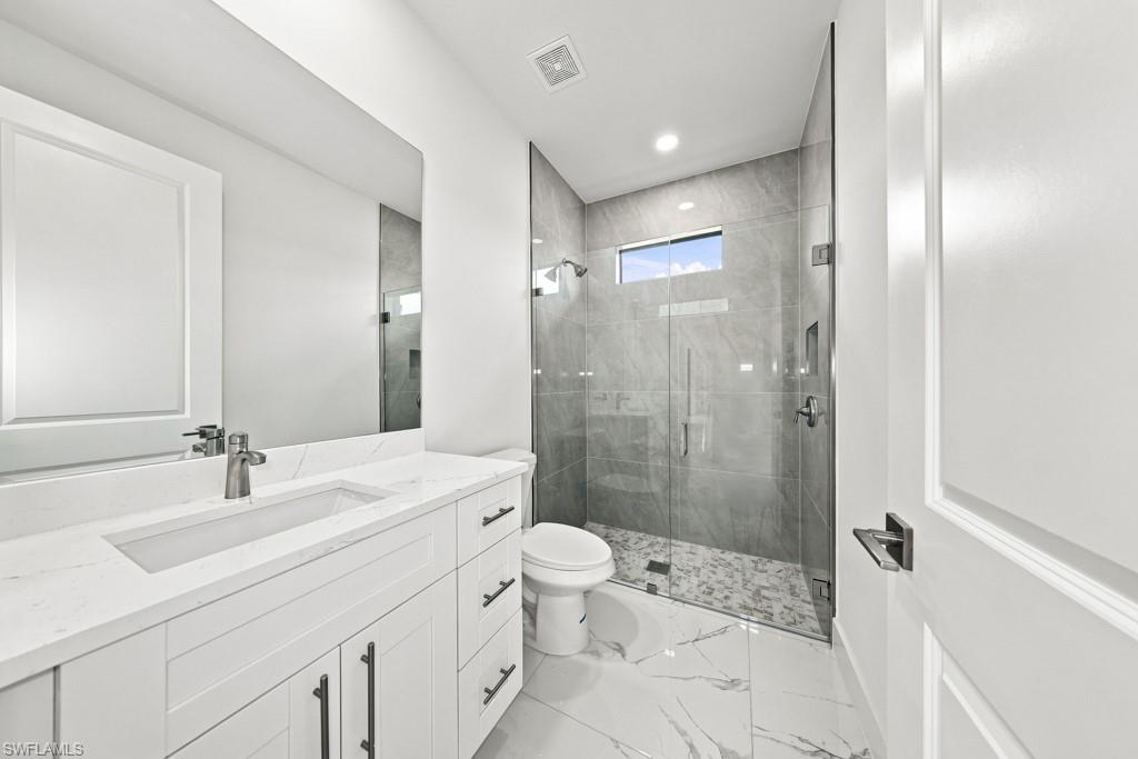 1752 Pine Ave Property Photo 34