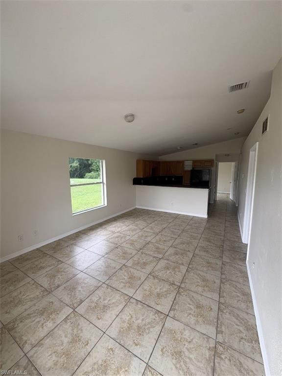 4768 Jordan Ave S Property Photo 3