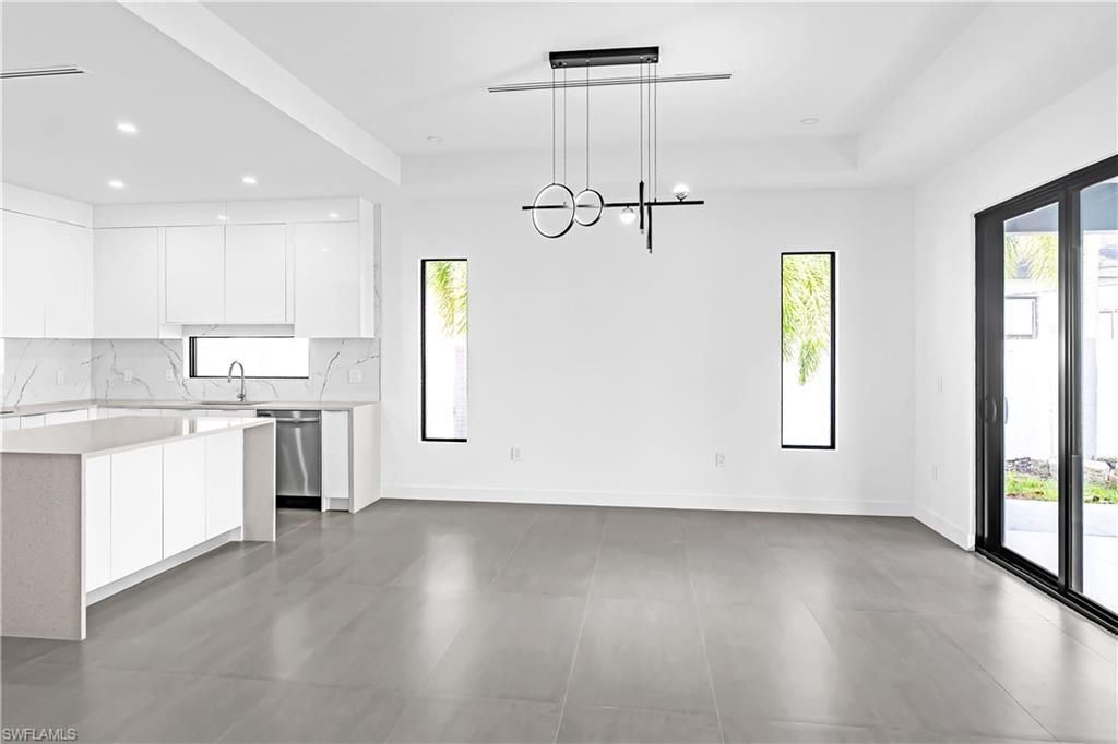 2700 Sw Embers Ter Property Photo 12