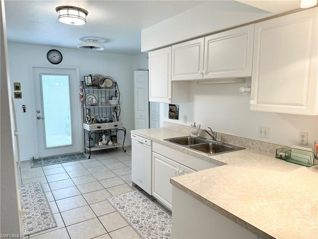 25762 Lake Amelia Way 105 Property Photo 8