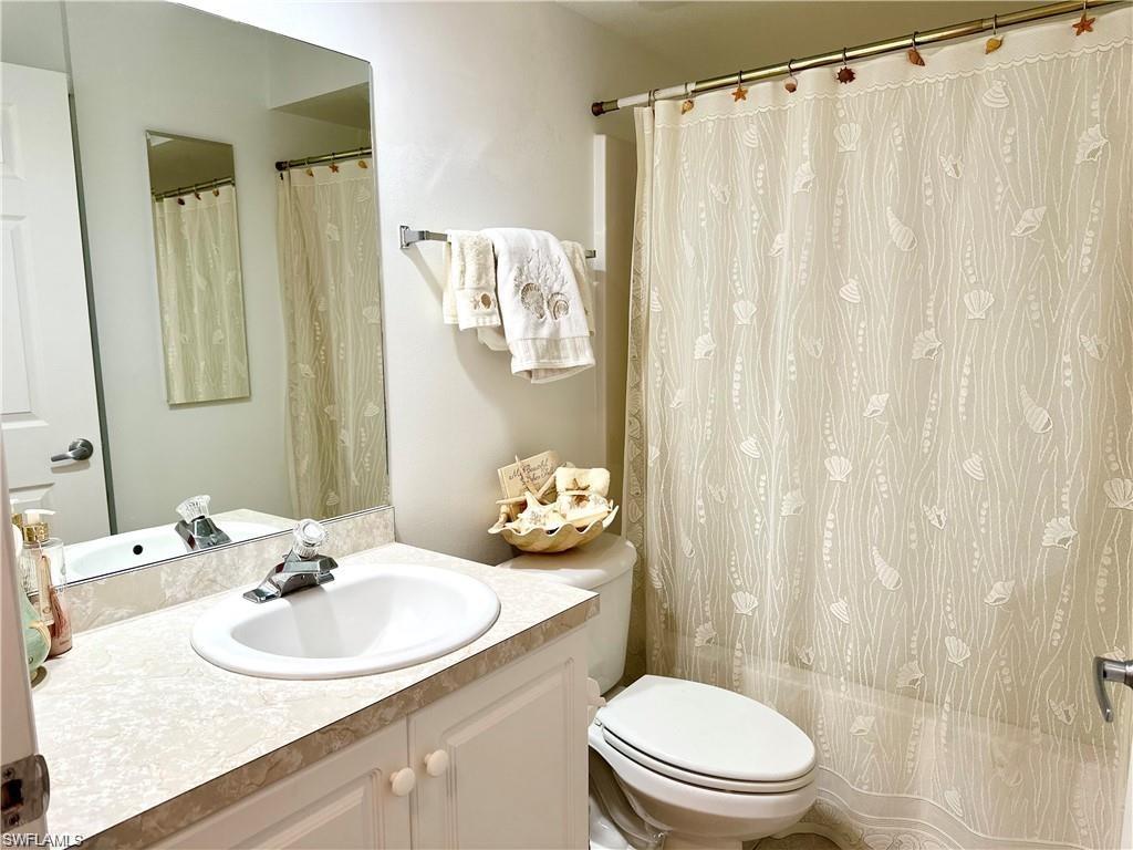 25762 Lake Amelia Way 105 Property Photo 18