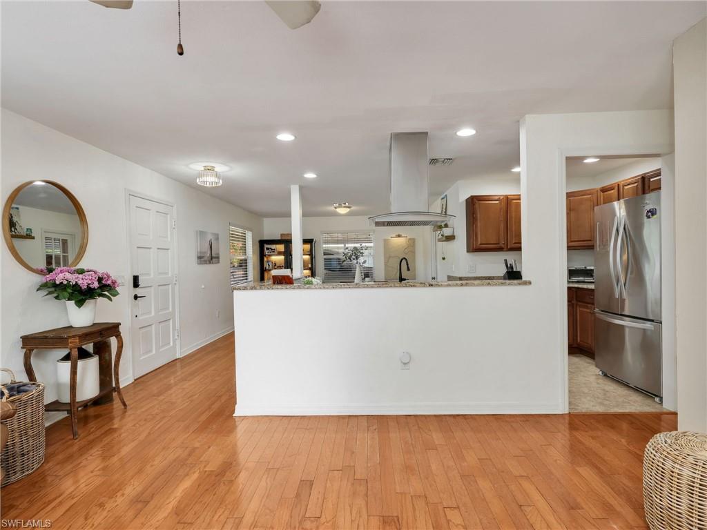 1404 Santa Barbara Ave Property Photo 7