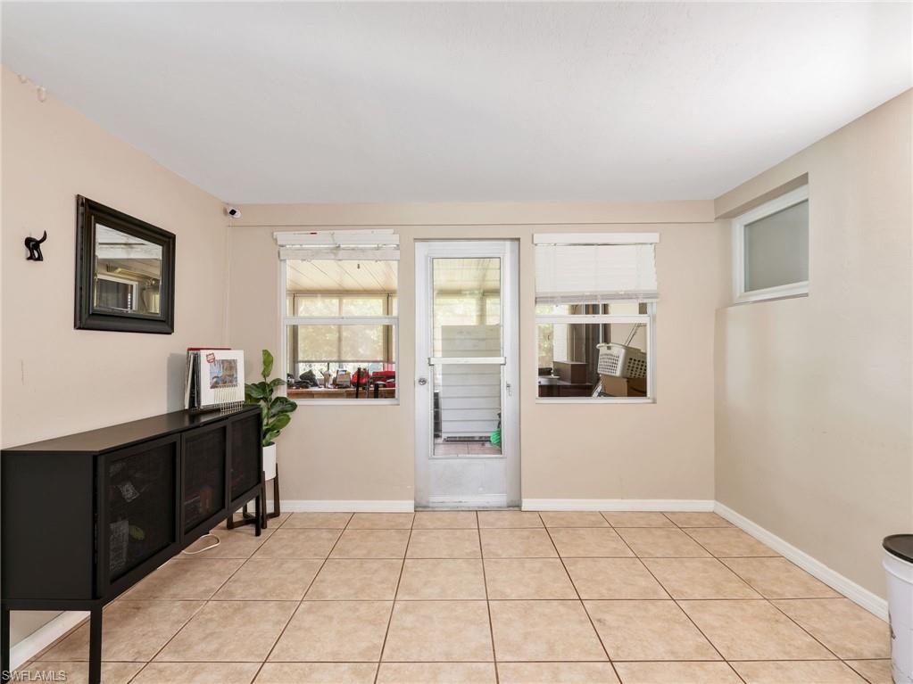 1404 Santa Barbara Ave Property Photo 18