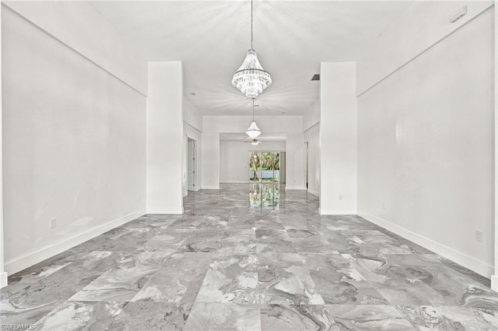 1853 Della Dr Property Photo 4