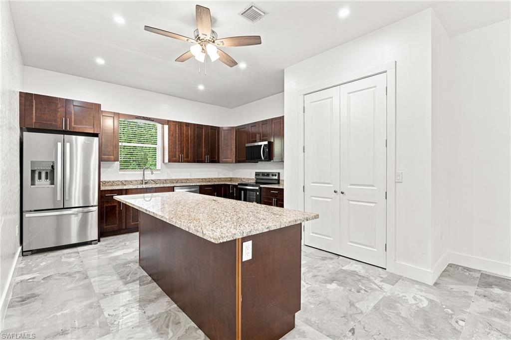 1853 Della Dr Property Photo 15