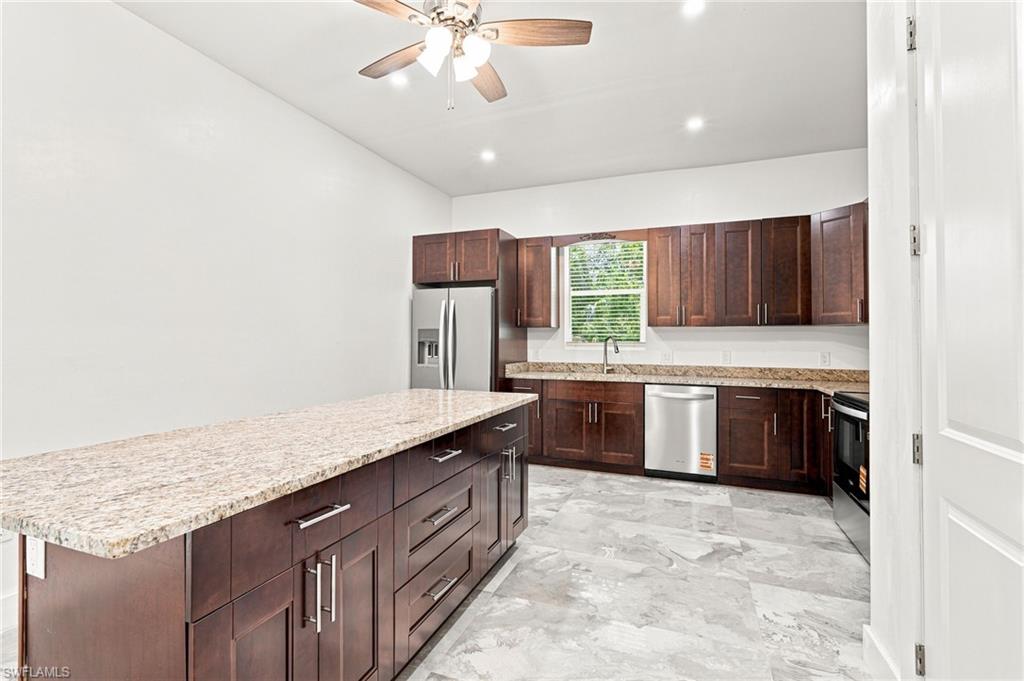 1853 Della Dr Property Photo 17