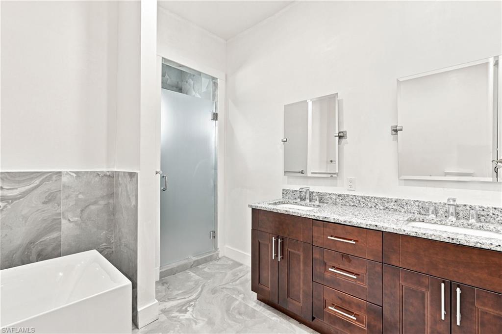 1853 Della Dr Property Photo 28