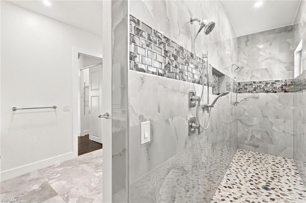 1853 Della Dr Property Photo 30