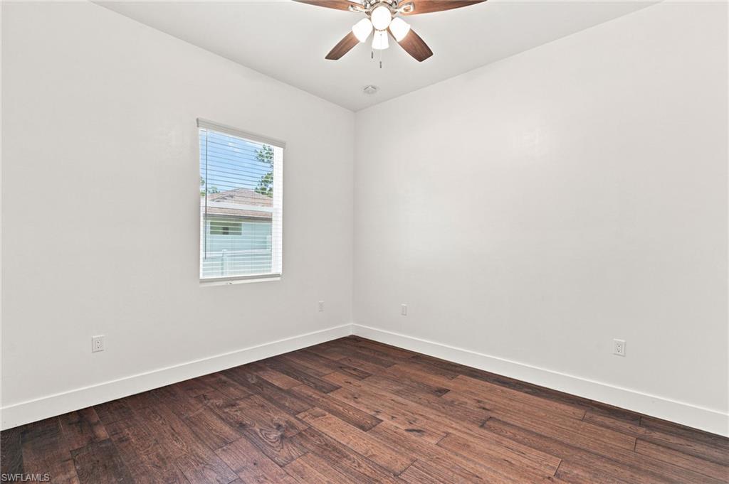 1853 Della Dr Property Photo 33