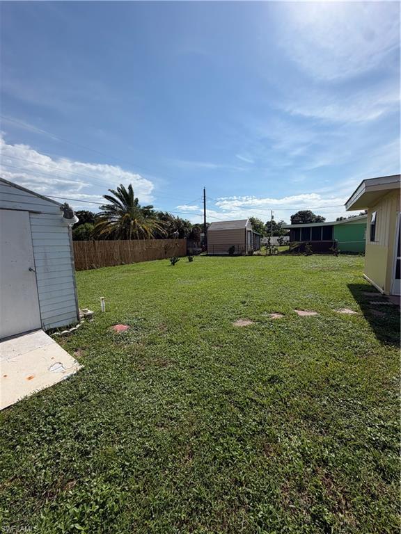 428 W Alverdez Ave Property Photo 24