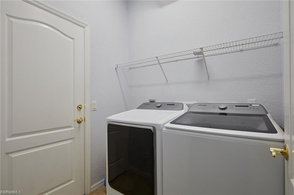 9130 Spring Mountain Way Property Photo 20