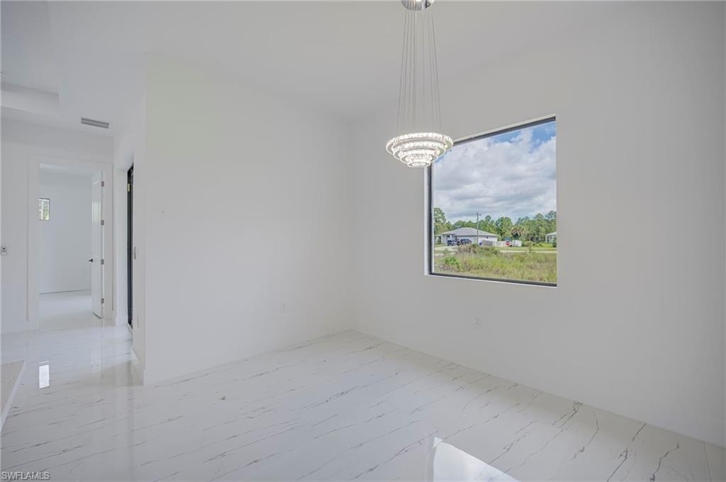 470 Laconic Ave Property Photo 10