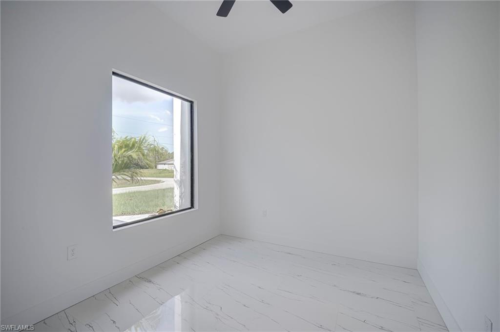 470 Laconic Ave Property Photo 15