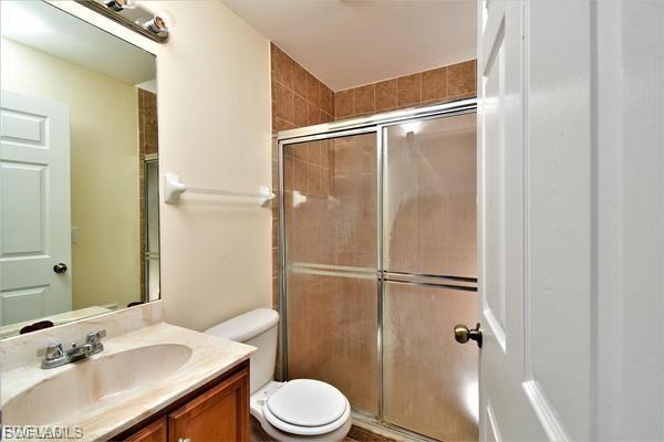 1062 Countess Ave Property Photo 8