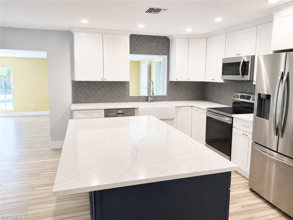 5419 Avenue E Property Photo 8