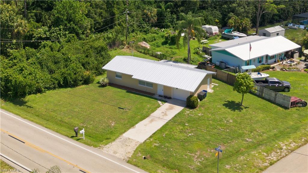 1290 Barrett Rd Property Photo 2