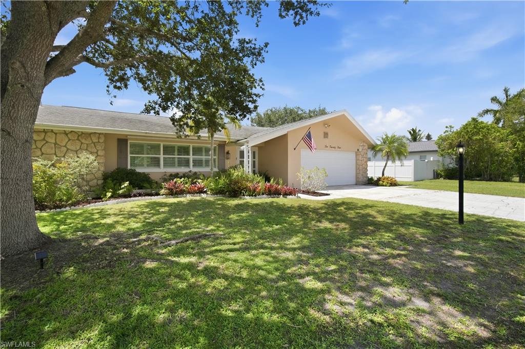 1024 El Mar Ave Property Photo 2