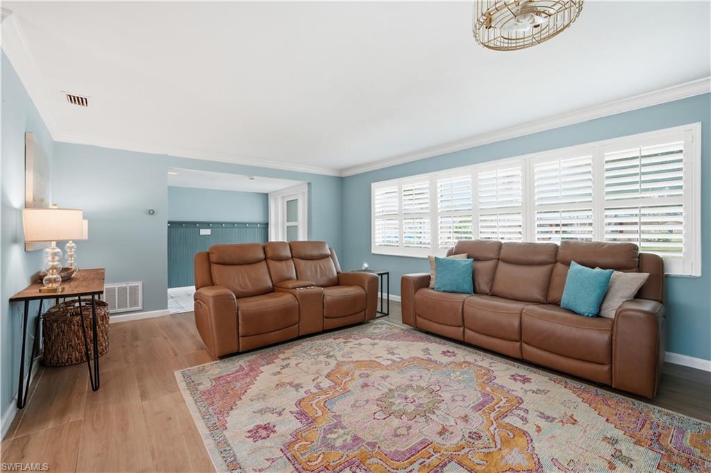 1024 El Mar Ave Property Photo 5