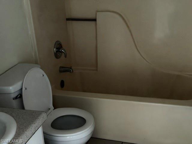 803 W 9th St Property Photo 11