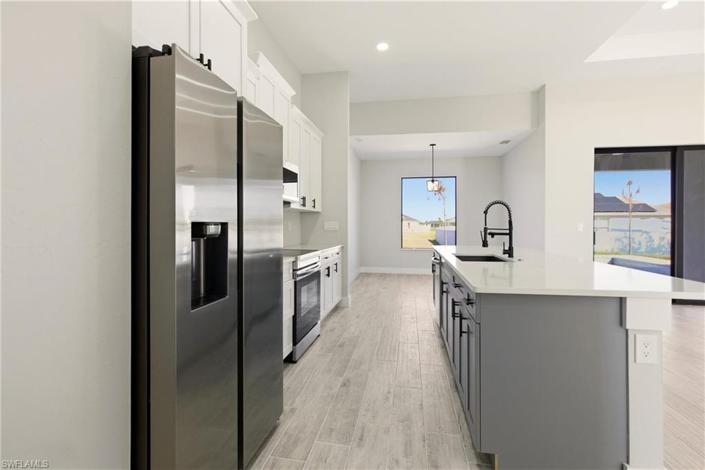 131 Kismet Pkwy E Property Photo 10