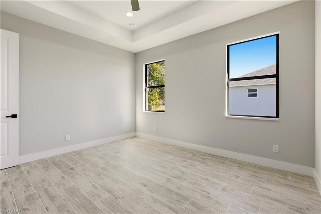 131 Kismet Pkwy E Property Photo 13