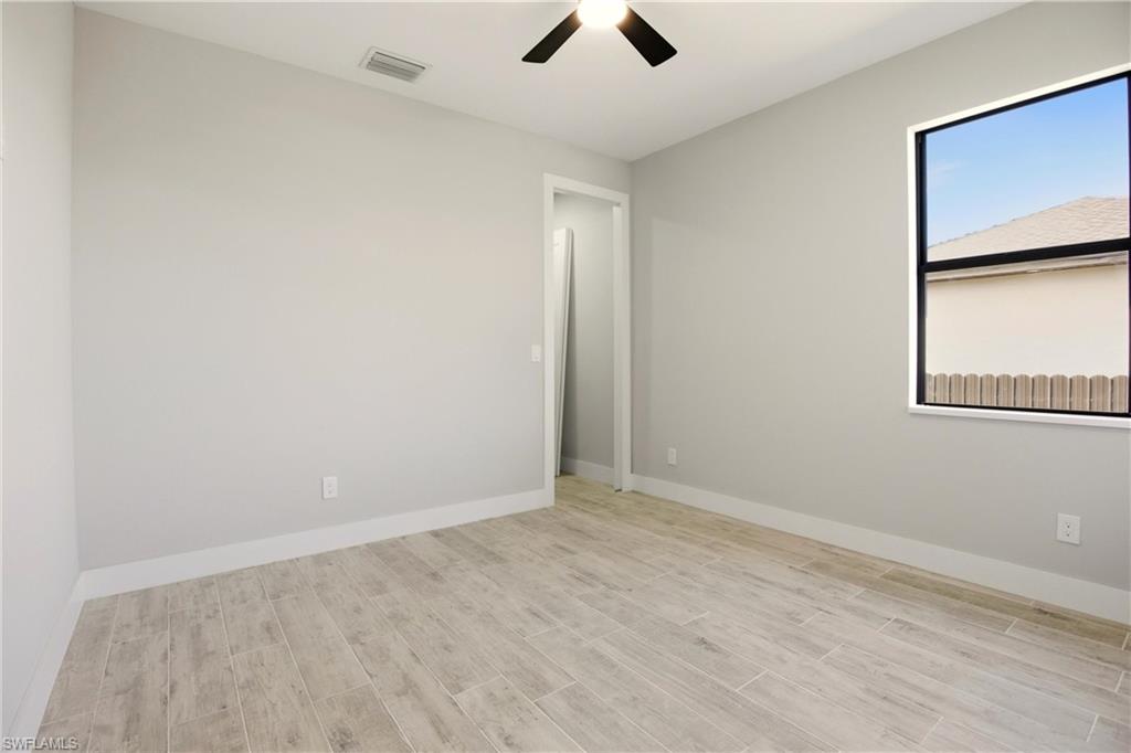 131 Kismet Pkwy E Property Photo 23