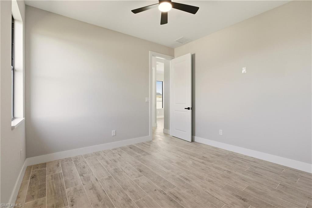 131 Kismet Pkwy E Property Photo 24