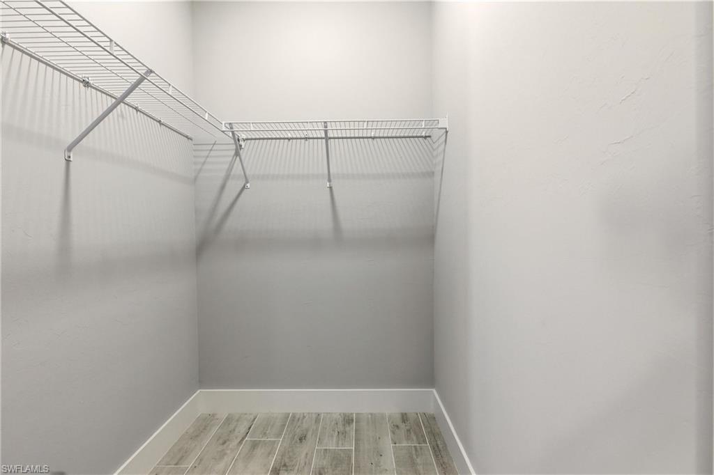 131 Kismet Pkwy E Property Photo 25